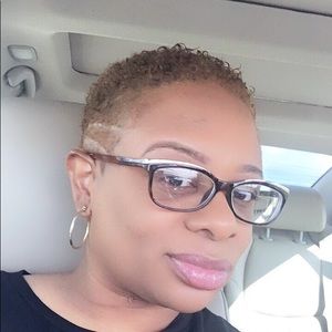 Meet your Posher, Ramonica